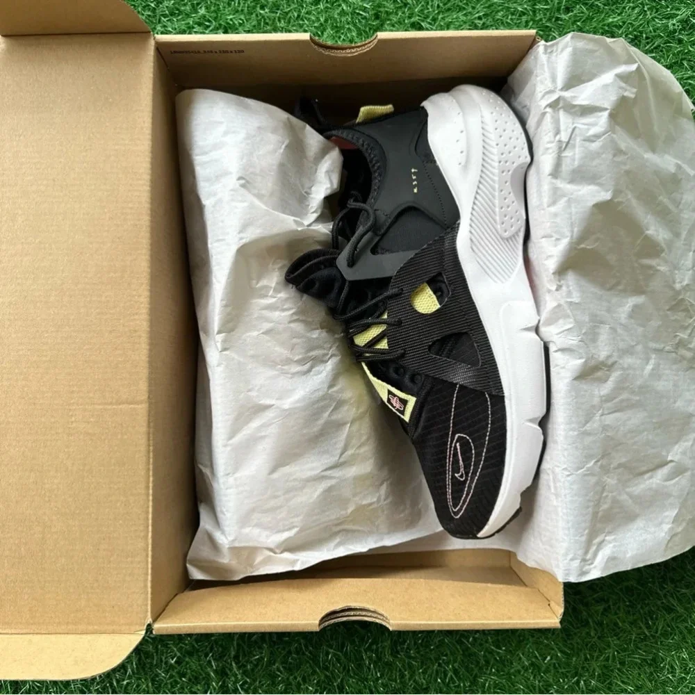 Nike Huarache-Type - Picture 3 of 13